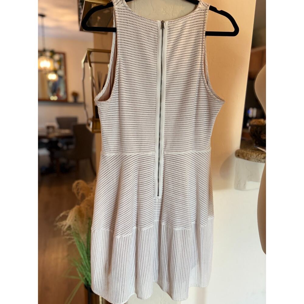 BCBGMAXAZRIA Cassandra Beige Lined Flared Eyelet A-Line Party Dress Large 8-12 - Picture 3 of 5